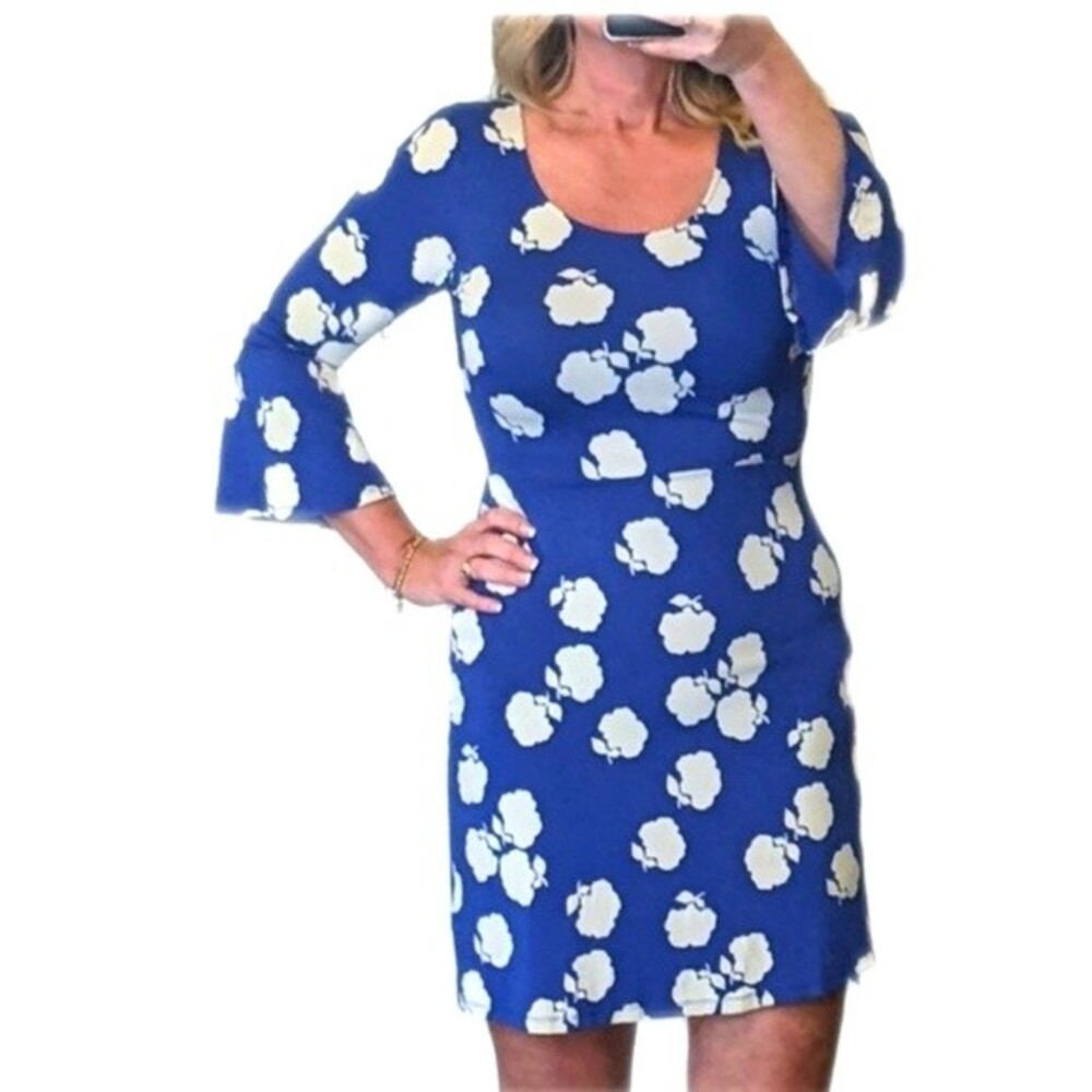 Boden ladies blue 3/4 bell sleeve dress with white flowers - stretch - size 6